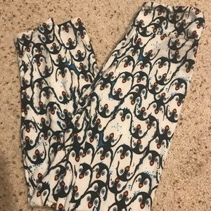Lularoe Penguin leggings OS